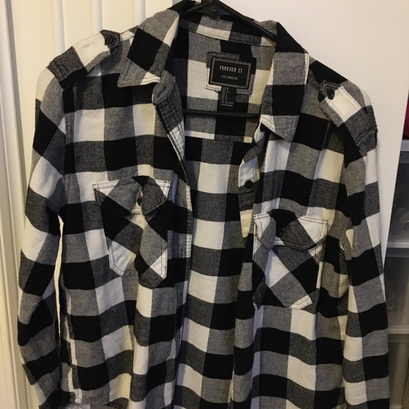 Black and white flannel shirt - Picture 1 of 5